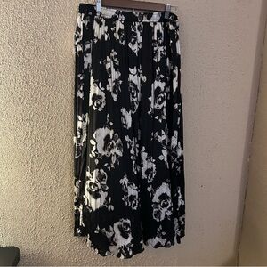 Simply Vera NWT Broomstick Pull On Maxi Skirt Size L Lightweight Business Casual